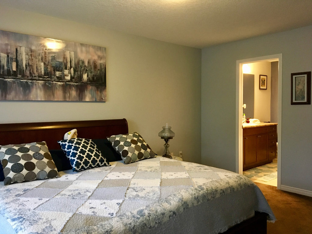 Bungalow with Loft! 63 English Lane in Wyndfield, Brantford, Ontario - Master Bedroom