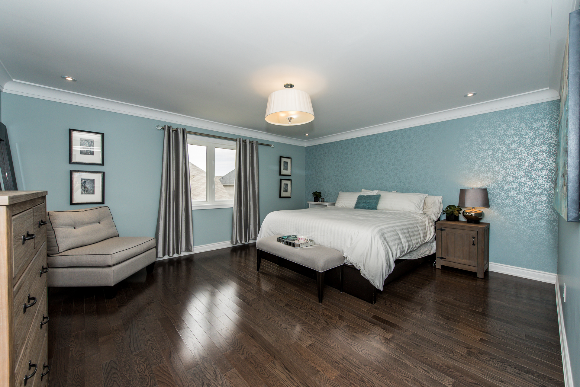 9 Binhaven Boulevard Hamilton Binbrook Empire Home – Rear Master Bedroom