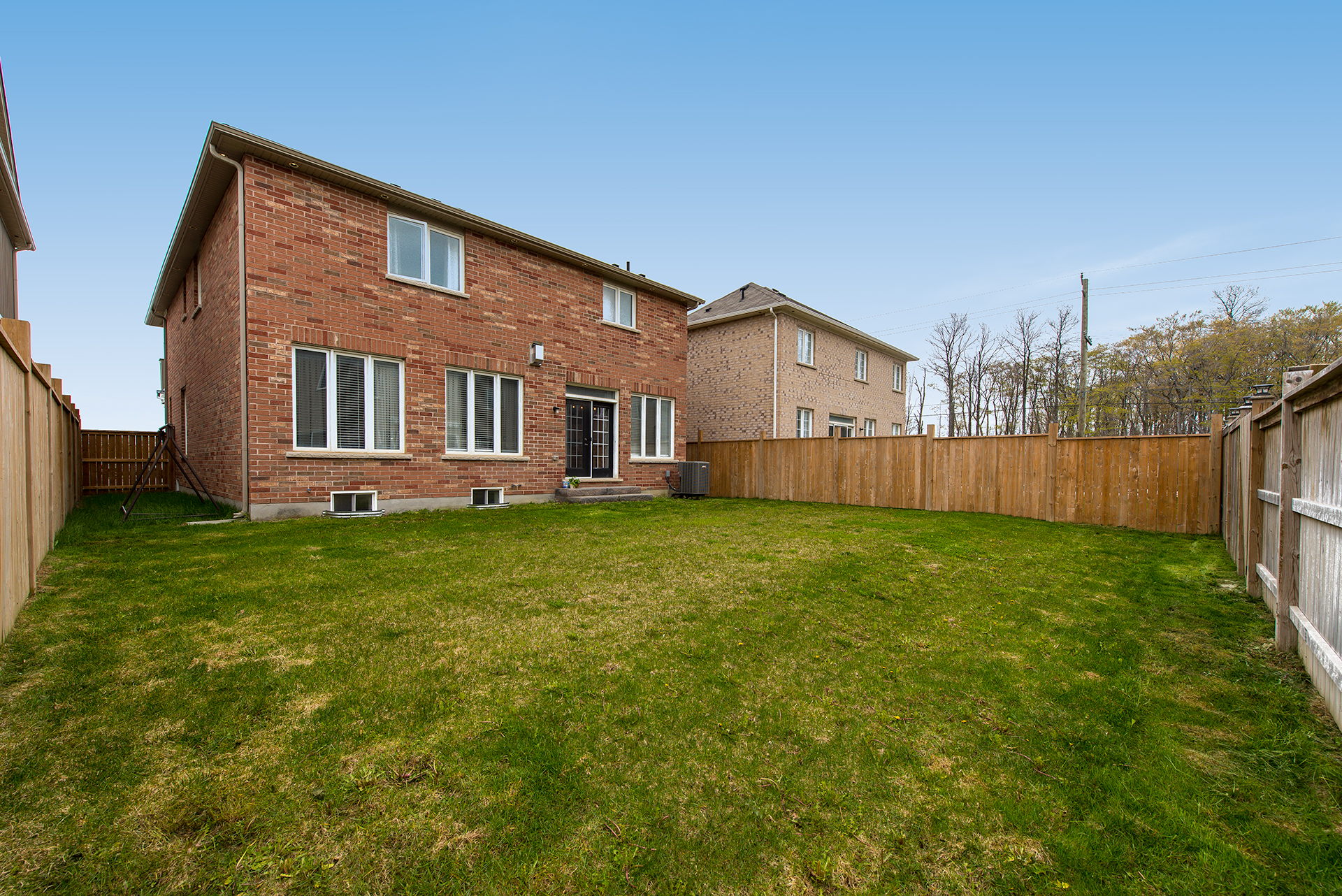 9 Binhaven Boulevard Hamilton Binbrook Empire Home – Rear Yard