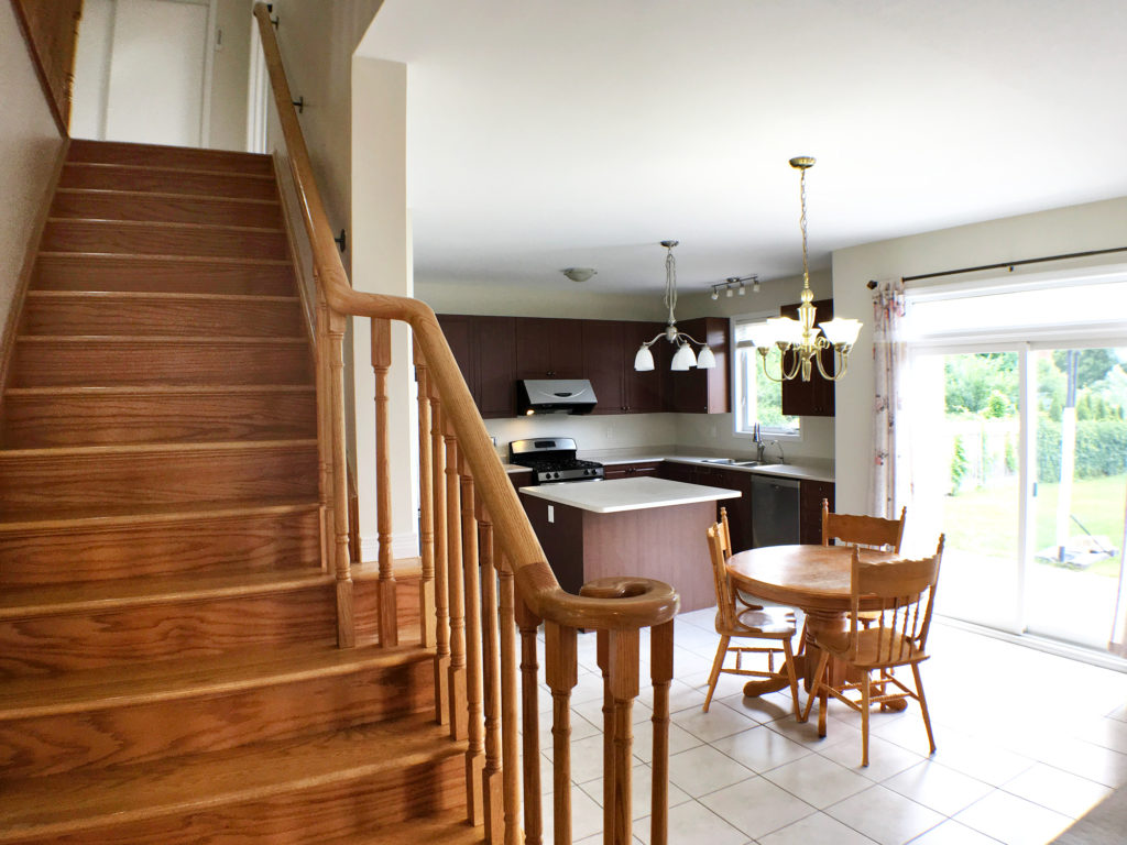 157 Hunter Way, Wyndfield, Brantford, Ontario - Hardwood Stairs