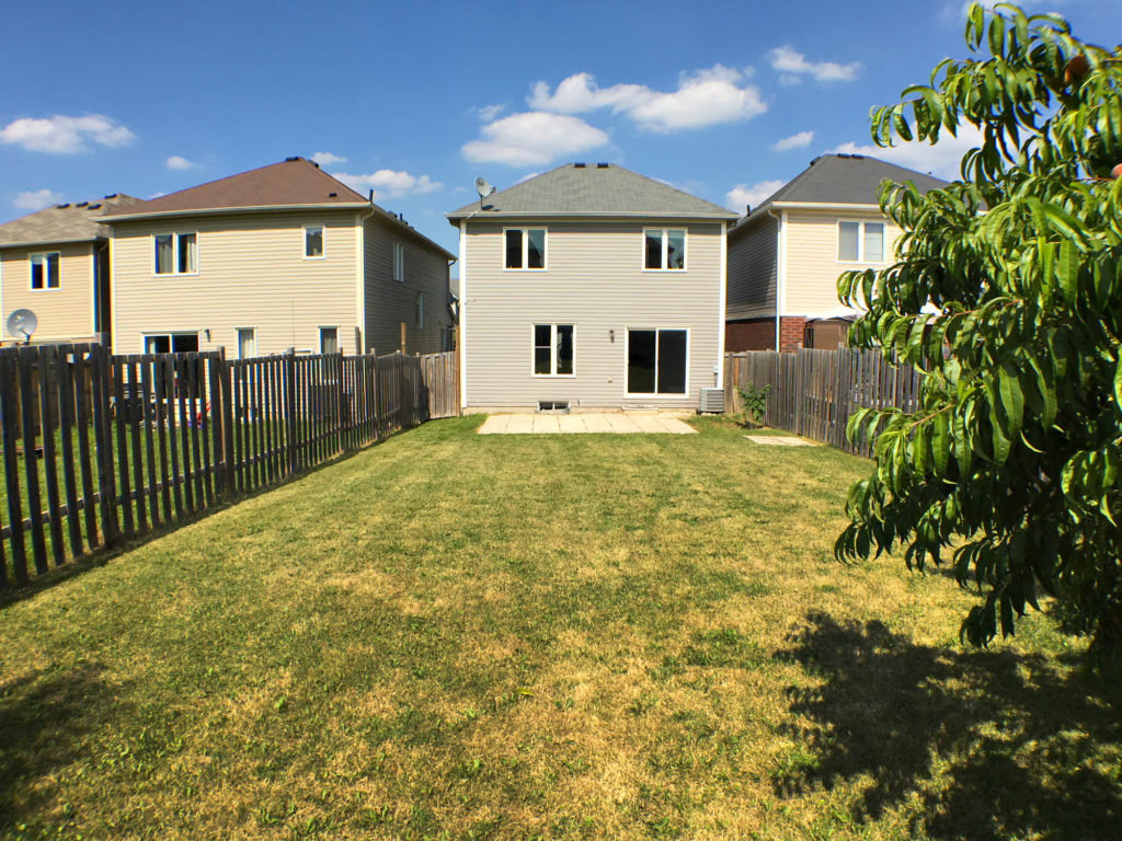 30 Warner Lane, Wyndfield, Brantford, Ontario - Backyard on Deep 125-Foot Premium Lot